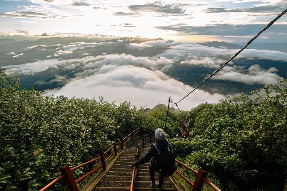 Adam's Peak - Top Tourist Destination in Sri Lanka